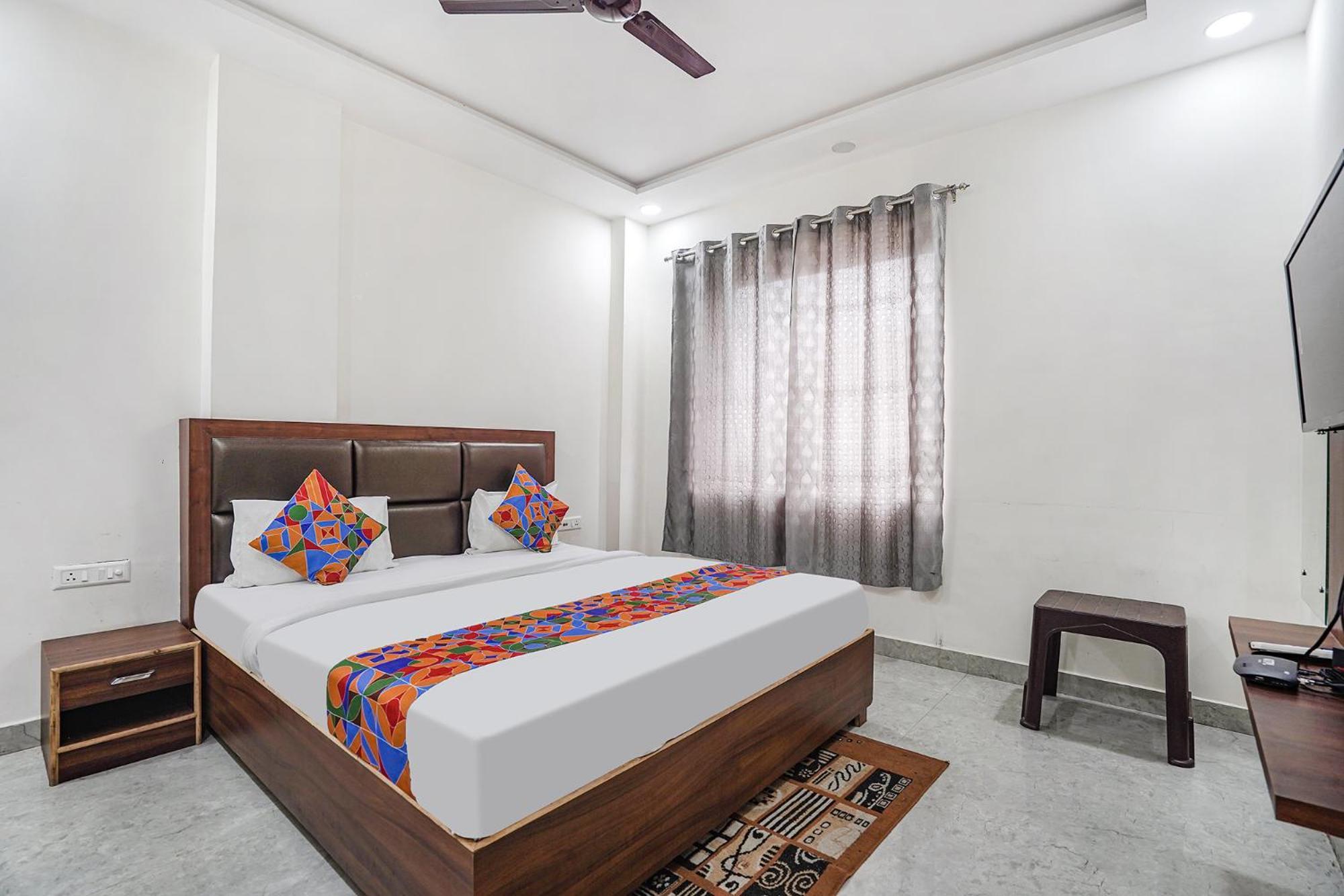 Fabhotel Akash Inn Агра Экстерьер фото
