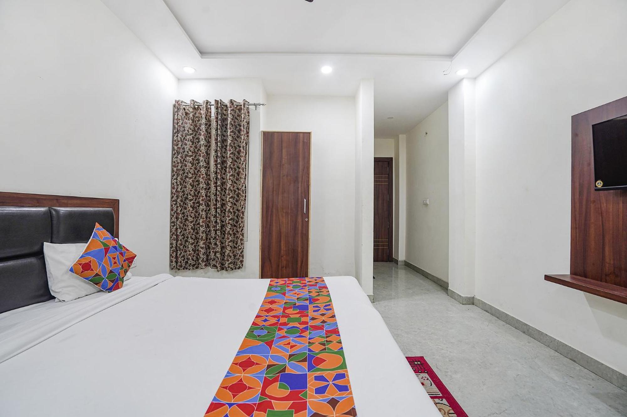 Fabhotel Akash Inn Агра Экстерьер фото